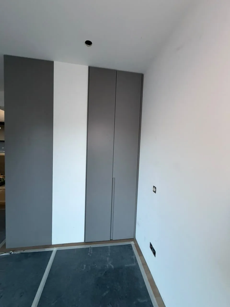 Armari encastat lacat – Fusteria a Andorra